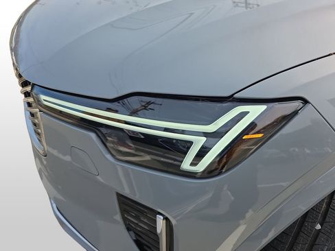 New 2026 Volvo XC90 T8 Plus image 44