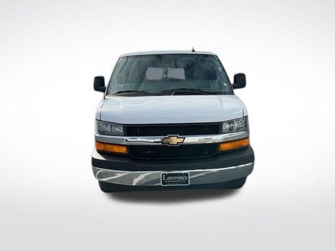 Certified 2025 Chevrolet Express 3500 LT w/ LT Preferred Equipment Group RWD image 13