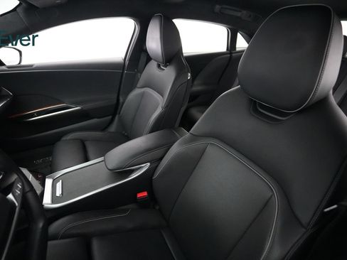 Used 2023 Lucid Air Touring AWD/4WD image 4