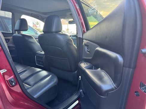 Used 2015 Nissan Murano Platinum w/ Platinum Technology Package FWD image 16