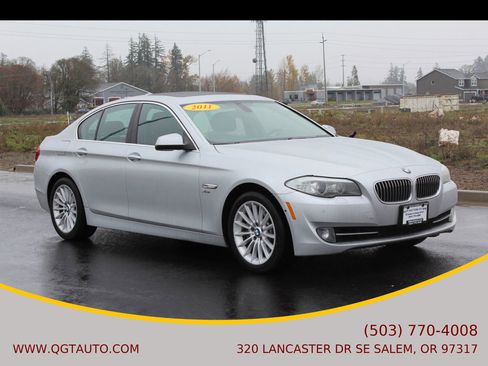 Used 2011 BMW 535i xDrive Sedan image 8