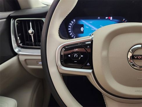 New 2026 Volvo V60 B5 Cross Country Plus w/ Protection Package Premier image 28