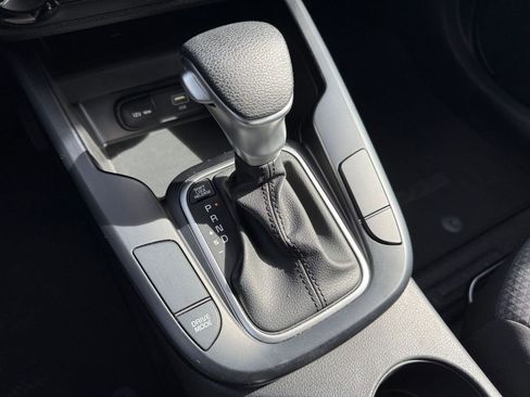 Used 2025 Kia Soul LX w/ LX Technology Package image 41