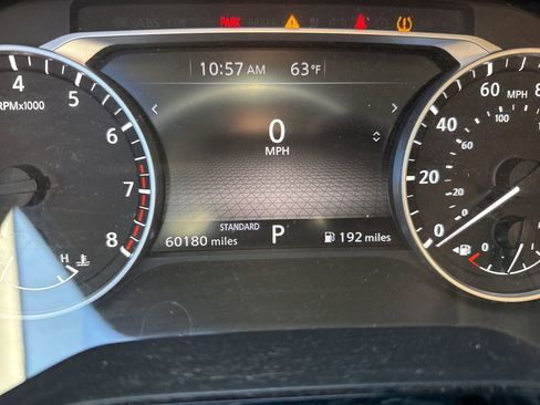 Used 2022 Nissan Pathfinder SV image 13