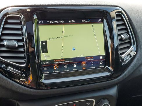 Used 2021 Jeep Compass Limited w/ Sun and Sound Group AWD/4WD image 17