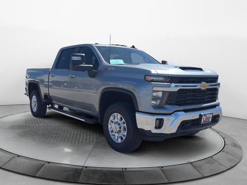 New 2026 Chevrolet Silverado 2500 LT w/ All Star Edition AWD/4WD image 6