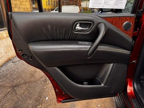 Used 2017 Nissan Armada SL image 23