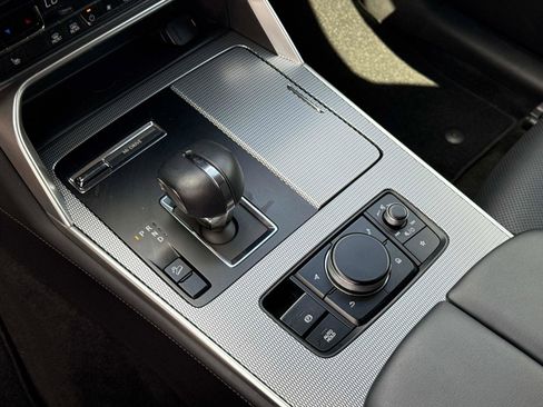 Certified 2025 MAZDA CX-90 3.3 Turbo w/ Preferred Package image 28