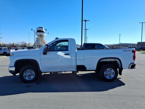 Used 2025 Chevrolet Silverado 2500 W/T w/ WT Convenience Package image 6