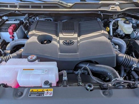 New 2026 Toyota Tundra SR5 AWD/4WD image 16