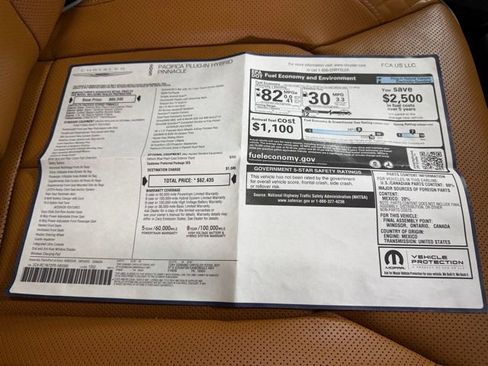 Used 2023 Chrysler Pacifica Pinnacle image 29