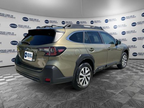 Used 2023 Subaru Outback Premium AWD/4WD image 5