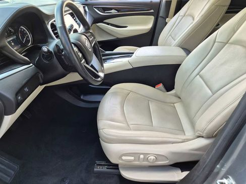 Used 2024 Buick Enclave Essence AWD/4WD image 14