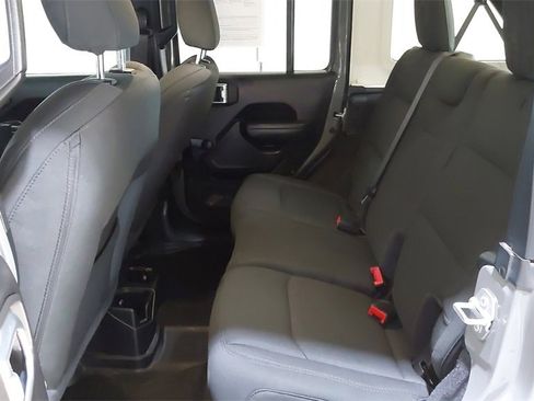 Used 2021 Jeep Wrangler Unlimited Sport image 21