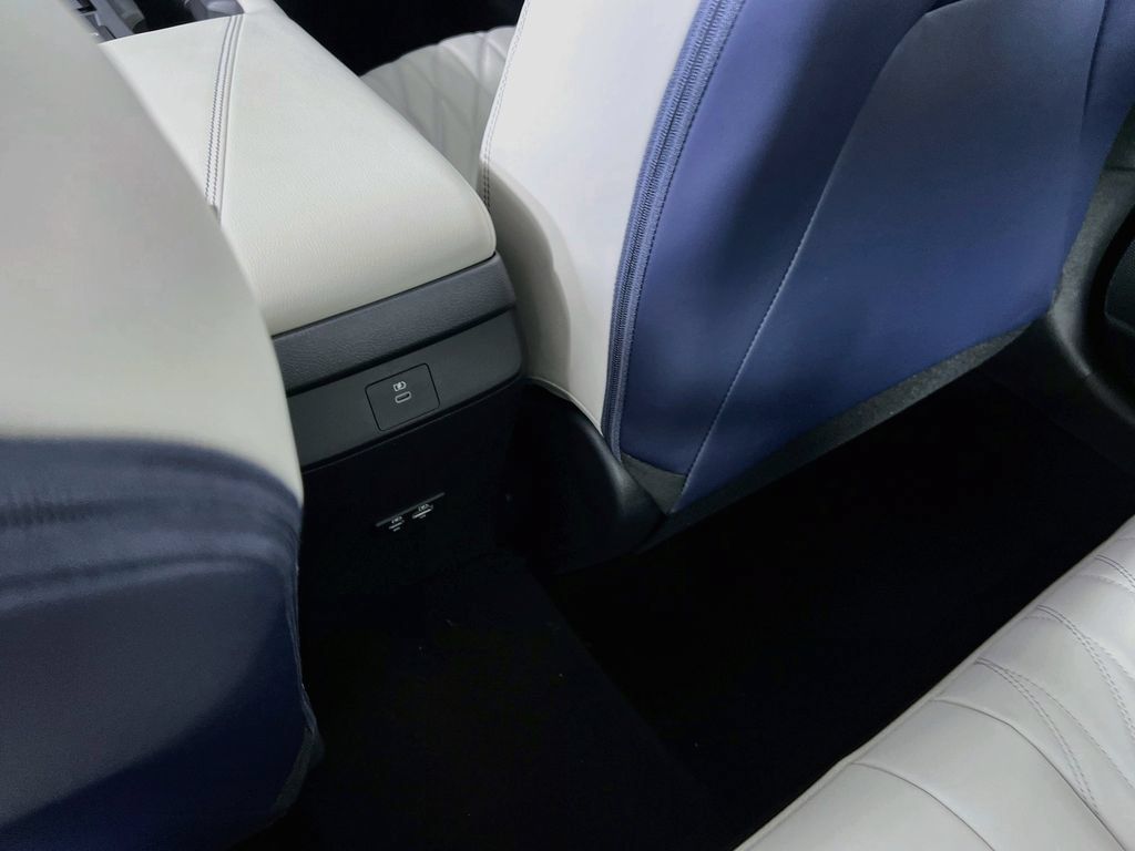 New 2026 Nissan Sentra SL w/ Floor Mat Package FWD image 25