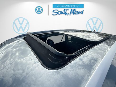 Used 2022 Volkswagen Atlas Cross Sport SE image 17