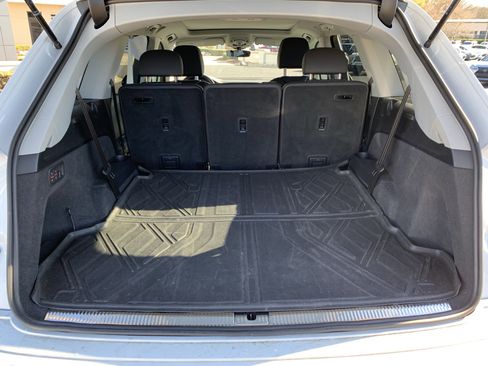 Used 2022 Audi Q7 Premium Plus image 33