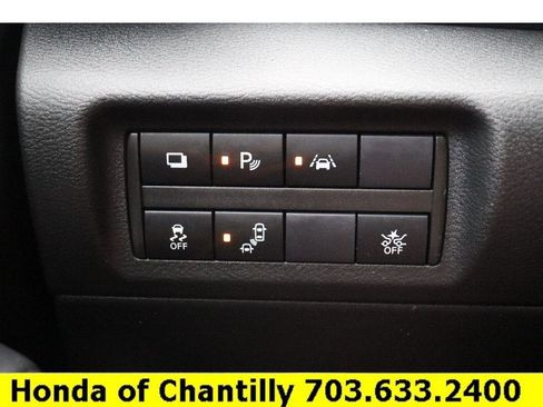 Used 2024 Nissan Kicks S image 18