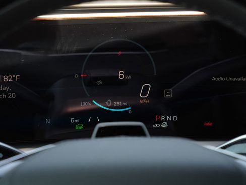 New 2026 Cadillac Vistiq Platinum w/ LPO, Floor Liner Package image 11