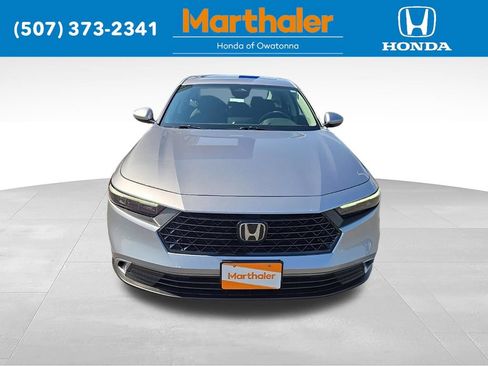 Used 2023 Honda Accord EX image 8