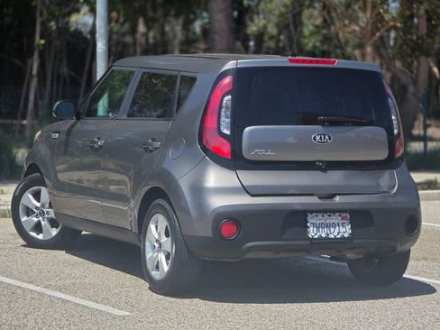 Used 2017 Kia Soul w/ Convenience Package FWD image 13