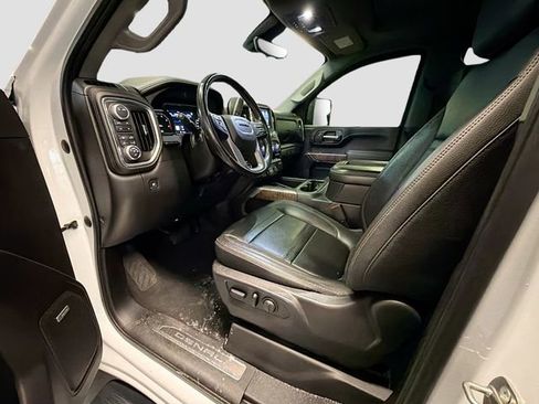 Used 2020 GMC Sierra 3500 Denali image 22
