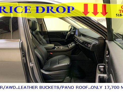 Used 2023 Lincoln Aviator AWD w/ Premium Package image 14