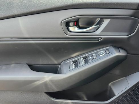 New 2025 Honda Accord SE image 30