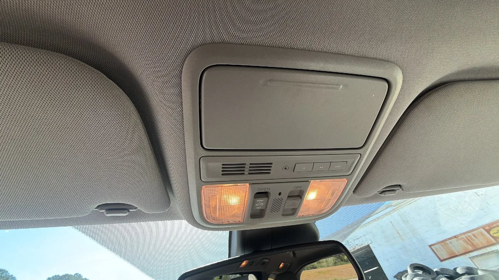 Used 2014 Honda Odyssey EX-L image 27