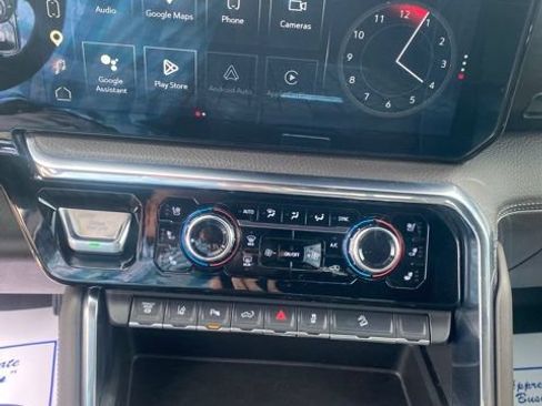 Used 2024 GMC Sierra 2500 Denali w/ Denali Reserve Package AWD/4WD image 15