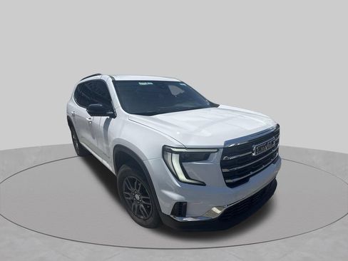 Used 2025 GMC Acadia Elevation FWD image 3