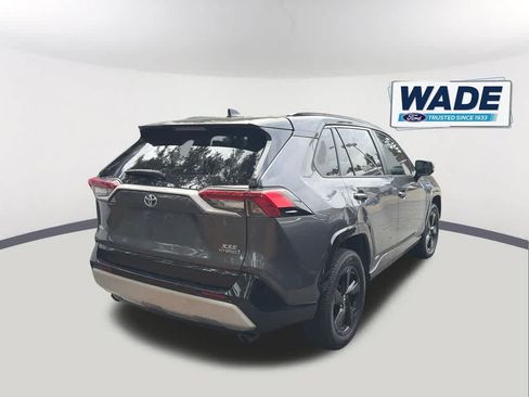 Used 2019 Toyota RAV4 XSE AWD/4WD image 5