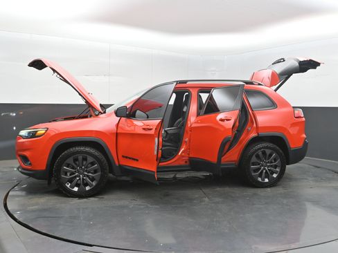 Used 2021 Jeep Cherokee Latitude Lux 80th Anniv w/ Quick Order Package 26U 80TH AWD/4WD image 42