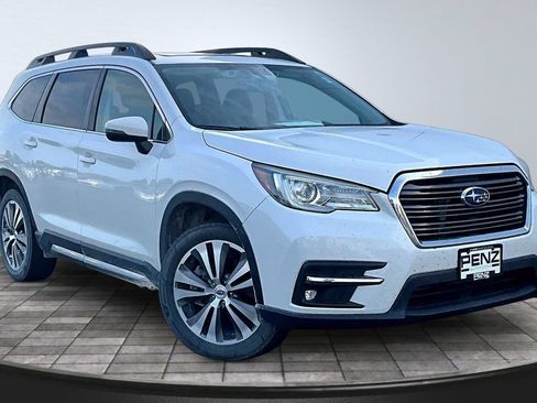 Used 2020 Subaru Ascent Limited w/ Technology Package AWD/4WD image 3