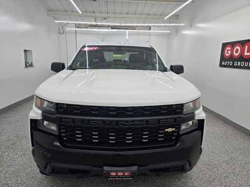 Used 2021 Chevrolet Silverado 1500 W/T w/ WT Value Package AWD/4WD image 3