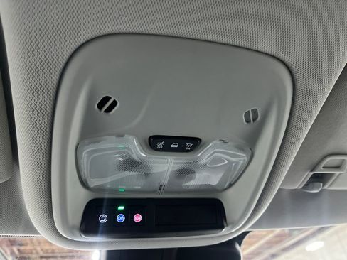 Used 2025 Chevrolet TrailBlazer LT image 26