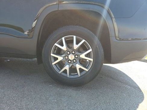 Used 2021 GMC Acadia SLE FWD image 47