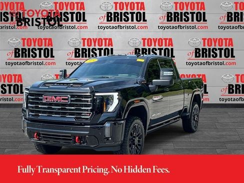 Used 2024 GMC Sierra 2500 AT4 w/ AT4 Premium Plus Package AWD/4WD image 8