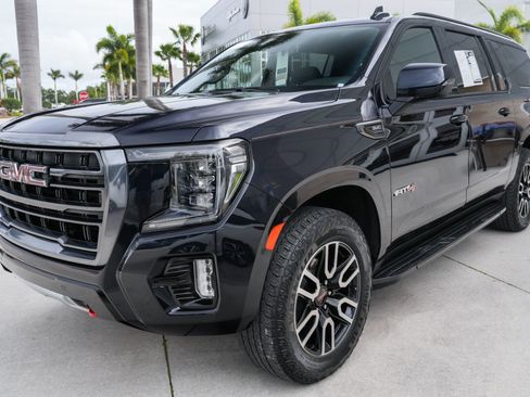 Used 2023 GMC Yukon XL AT4 AWD/4WD image 5