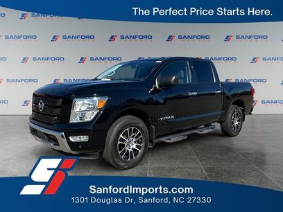 Used 2021 Nissan Titan SV w/ SV Convenience Package