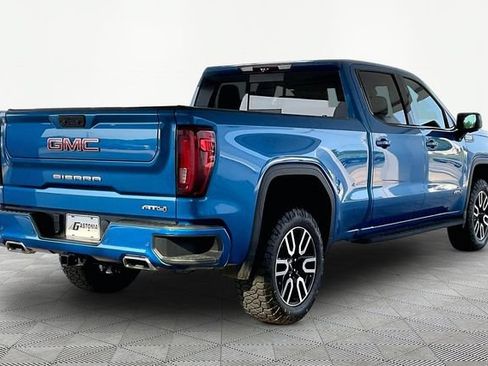 Used 2023 GMC Sierra 1500 AT4 w/ AT4 Premium Package AWD/4WD image 5