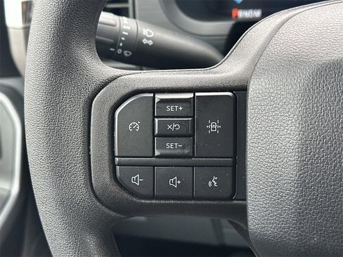Used 2025 Ford F150 XLT image 22
