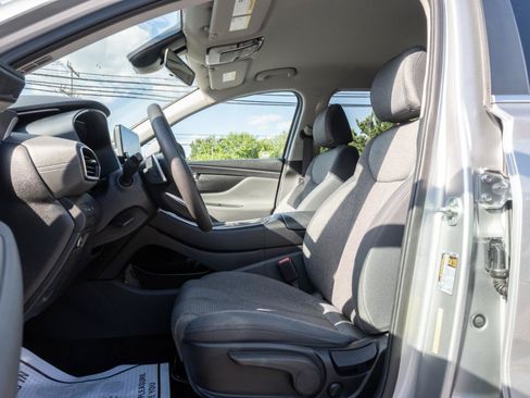 Used 2021 Hyundai Santa Fe SE FWD image 10