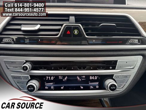 Used 2018 BMW 750i xDrive image 30