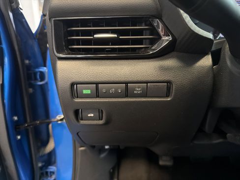Used 2024 Nissan Sentra SV w/ Trunk Package FWD image 7