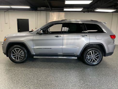 Used 2021 Jeep Grand Cherokee Limited AWD/4WD image 8