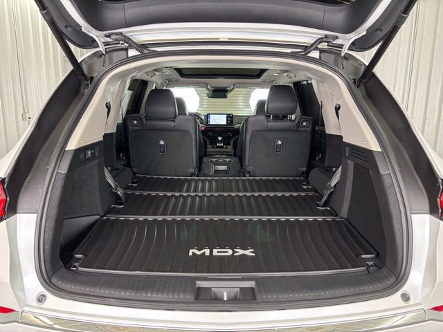 Used 2026 Acura MDX w/ Technology Package FWD image 17