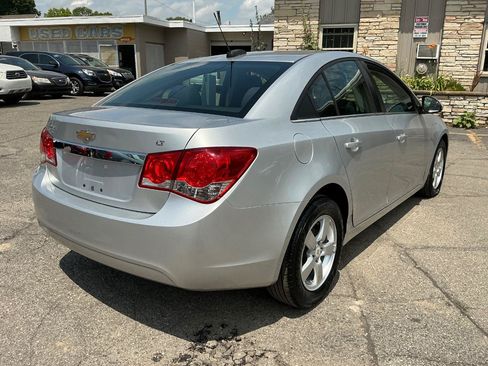 Used 2015 Chevrolet Cruze LT FWD image 3