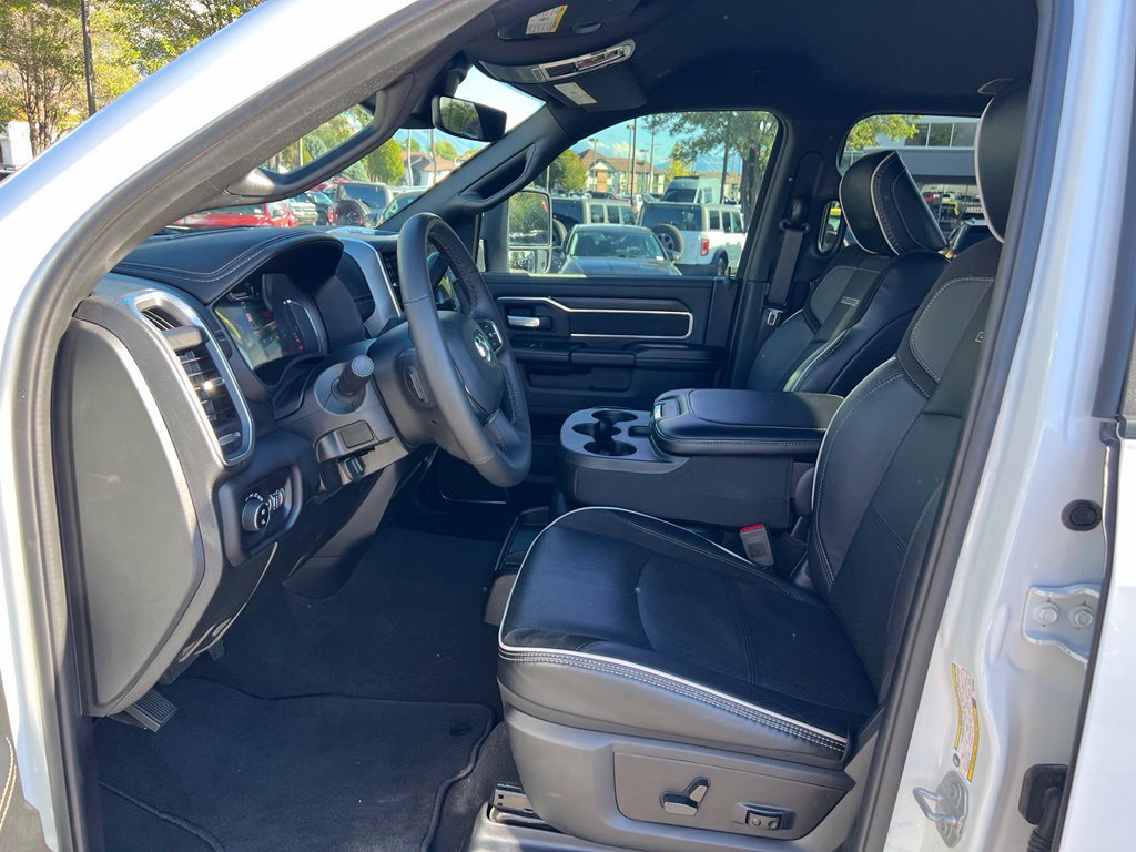 Used 2025 RAM 2500 Laramie AWD/4WD image 23