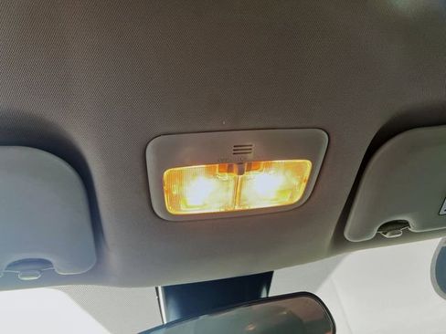 Used 2019 Toyota Corolla LE image 20